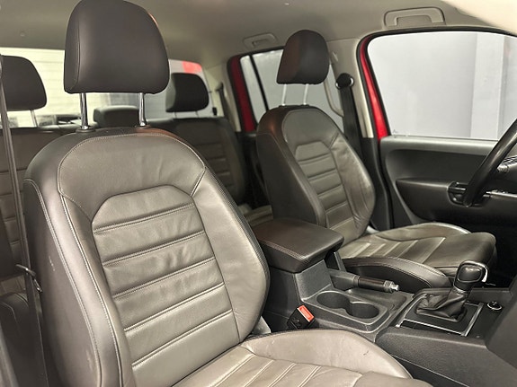 Volkswagen Amarok 11 of 18
