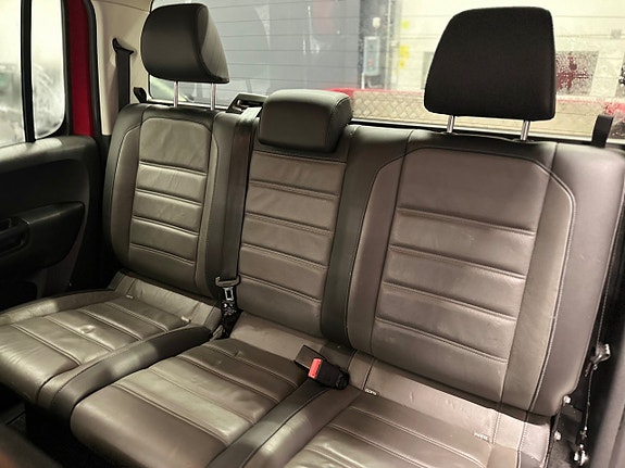 Volkswagen Amarok 17 of 18