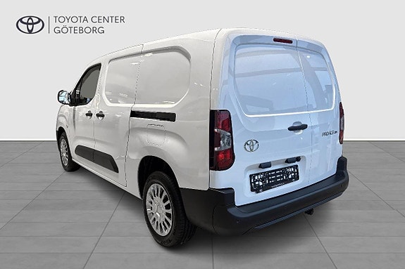 Toyota Proace City 3 of 5