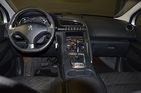 Peugeot 3008 11 of 25