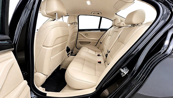 BMW 530d 9 of 17