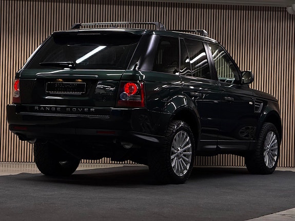 Land Rover Range Rover Sport 10 of 28