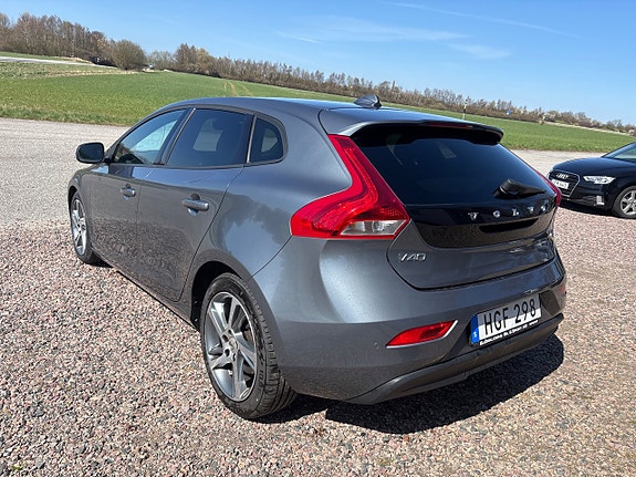 Volvo V40 5 of 10
