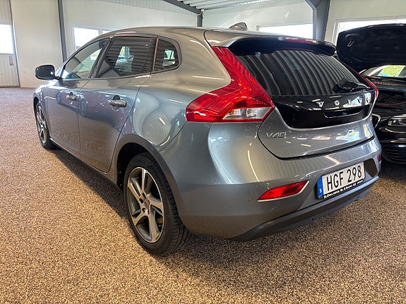 Volvo V40 10 of 10