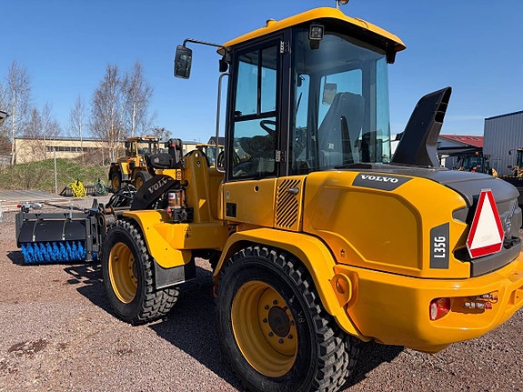 Volvo L35GT / AC / BSS / C-Smörj / Multiskopa / Nya redskap