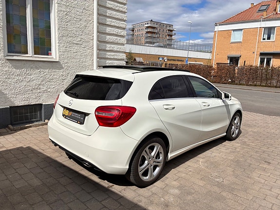 Mercedes-Benz A180 12 of 30