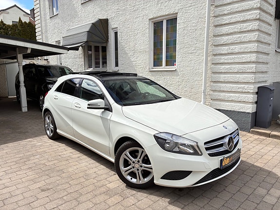 Mercedes-Benz A180 4 of 5