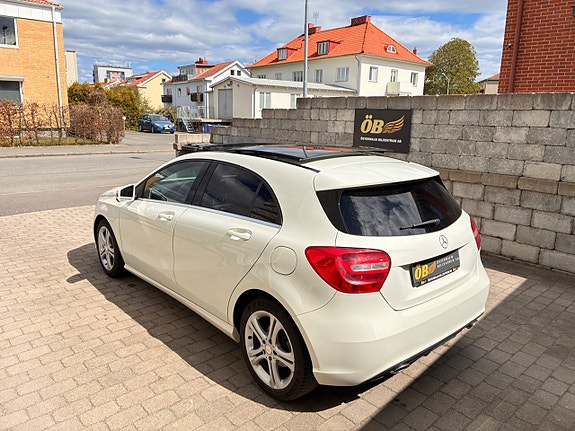 Mercedes-Benz A180 9 of 30