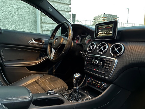 Mercedes-Benz A180 20 of 30