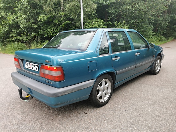 Volvo 850 3 of 5