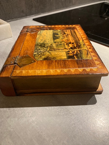 Product image 3 of 6