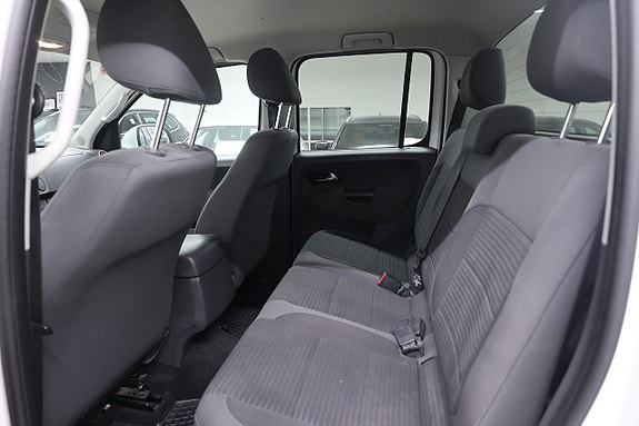 Volkswagen Amarok 12 of 18