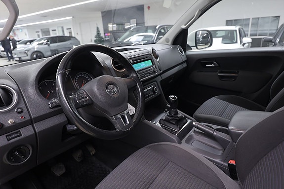 Volkswagen Amarok 16 of 18