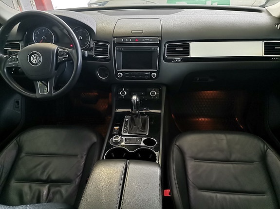 Volkswagen Touareg 8 of 11