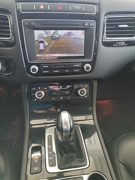 Volkswagen Touareg 9 of 11