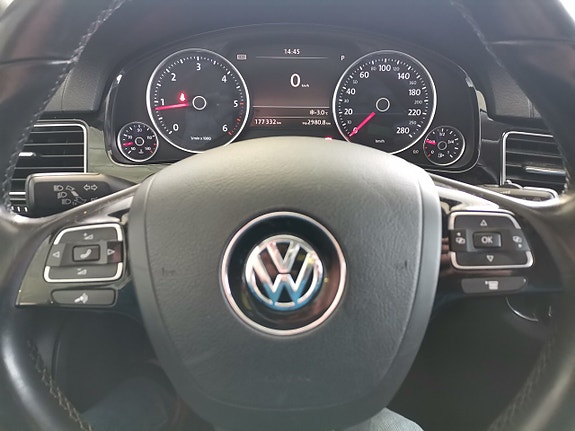 Volkswagen Touareg 10 of 11