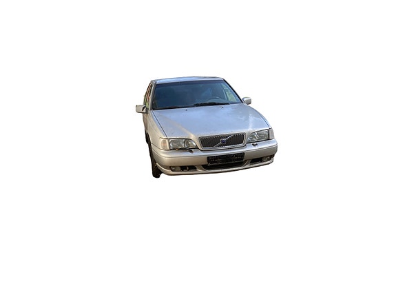 Volvo S70 2 of 6