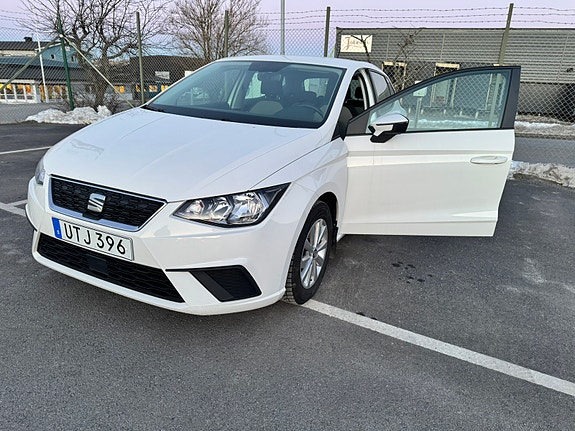 Seat Ibiza 3 of 5