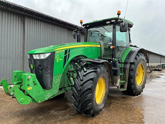 John Deere 8370R AP TRAKTOR FR.LYFT