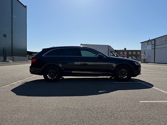 Audi A4 7 of 16