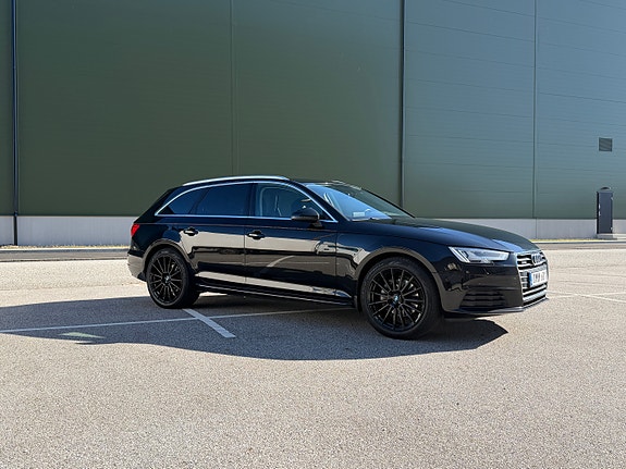 Audi A4 3 of 16