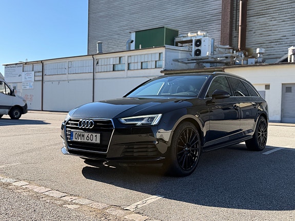 Audi A4 8 of 16