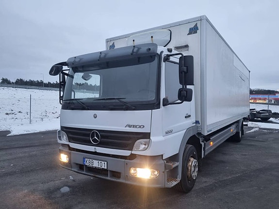 Mercedes Atego 1222 4x2 skåp