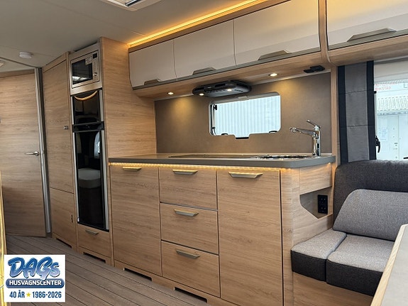 Knaus SÜDWIND 650 UDF BLACK SELECTION 14 of 19