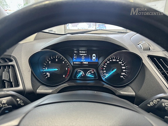 Ford Kuga 10 of 14