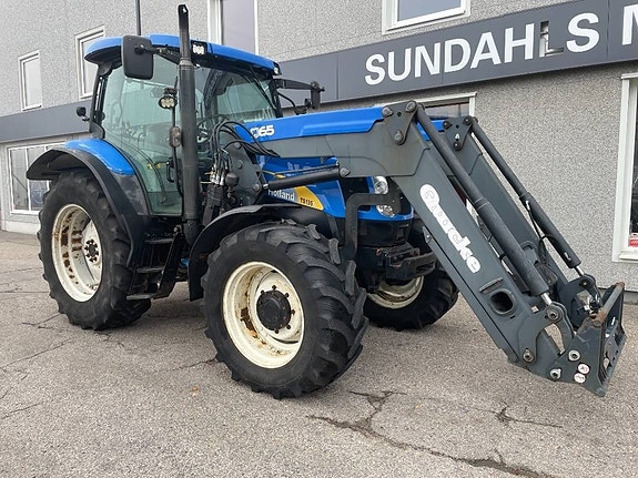 New Holland TSA 135 2 of 5