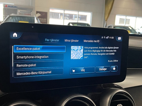 Mercedes-Benz GLC300 e 28 of 30