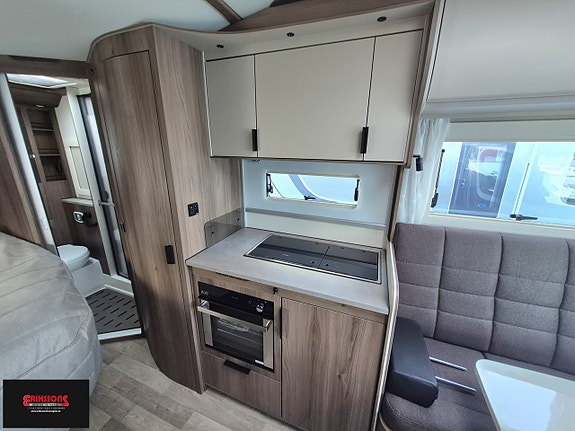 Kabe TRAVEL MASTER NOVUM 720 LXL 3 of 15