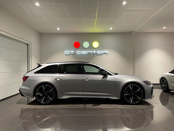Audi RS6 2 of 5