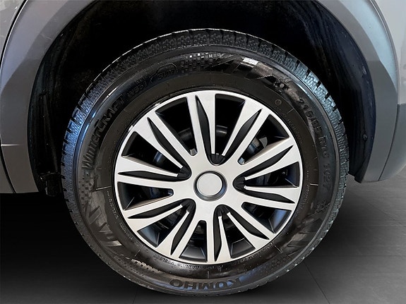 Peugeot 2008 14 of 15