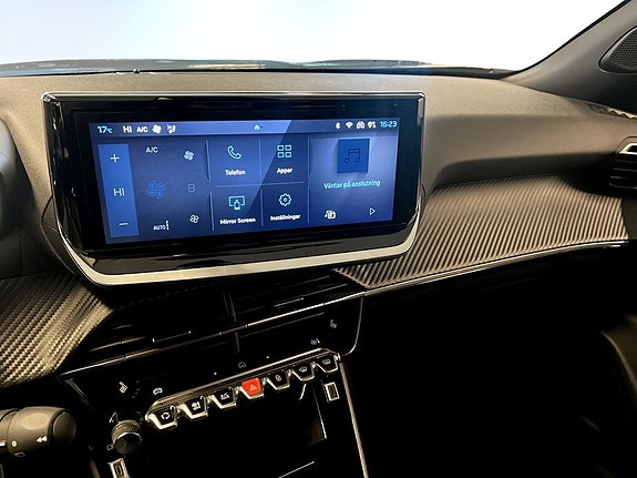 Peugeot 2008 9 of 15