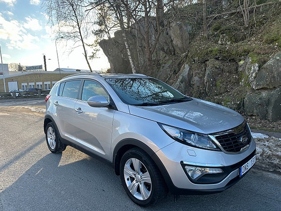 Kia Sportage 2 of 5