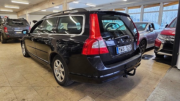 Volvo V70 5 of 5