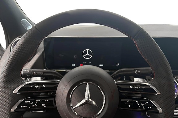 Mercedes-Benz GLA250 e 7 of 15