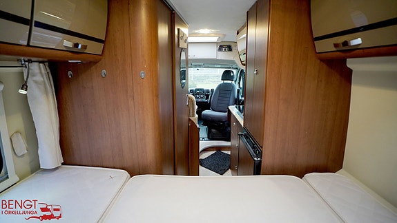 Karmann DAVIS 590 16 of 30