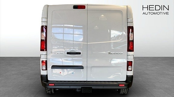 Renault Trafic 6 of 8