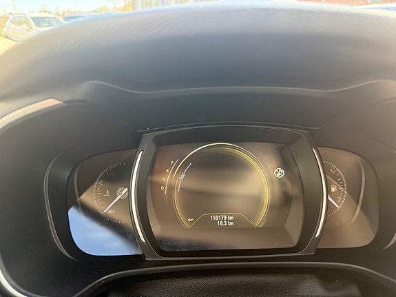 Renault Koleos 17 of 17