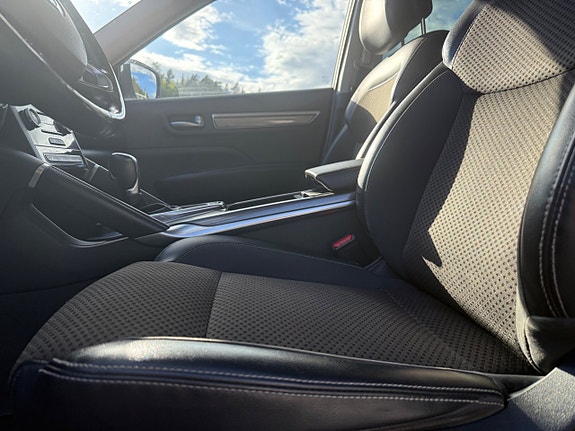 Renault Koleos 12 of 17