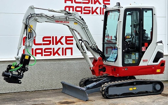 Takeuchi TB 225