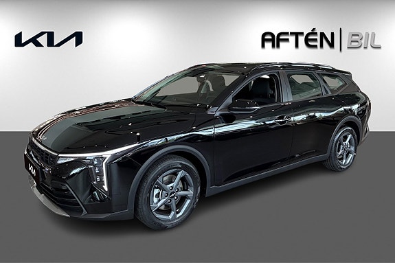 Kia K4 4 of 5