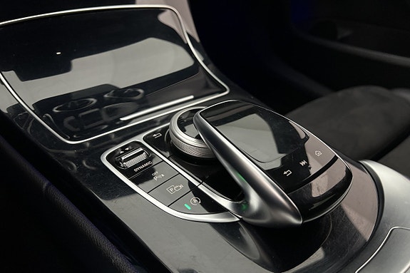 Mercedes-Benz C300 d 20 of 27