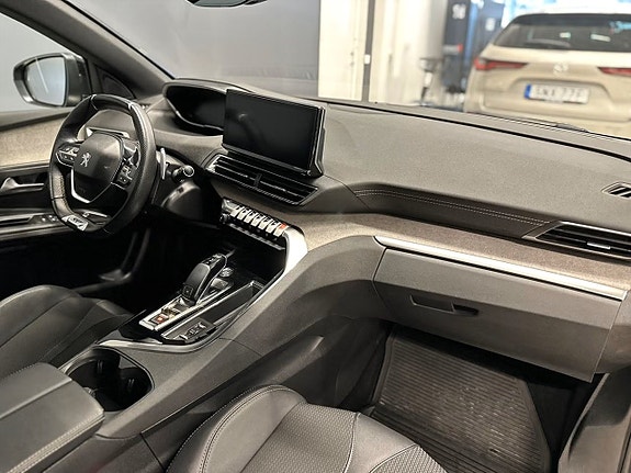 Peugeot 3008 15 of 19