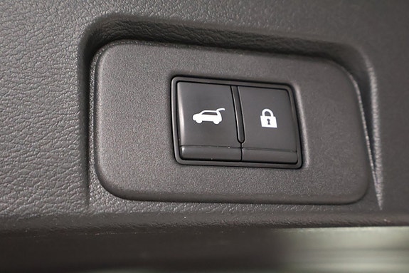 Nissan X-Trail 8 of 19