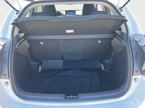 Toyota Yaris 12 of 13