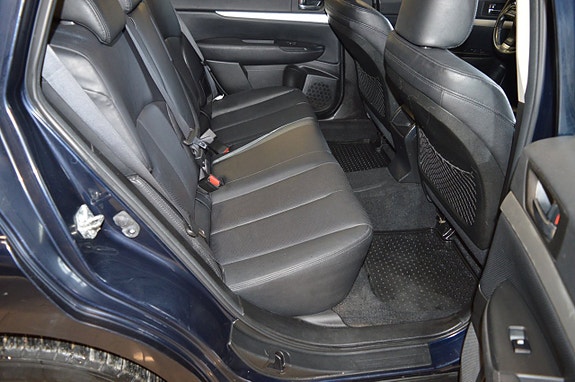 Subaru Outback 18 of 22