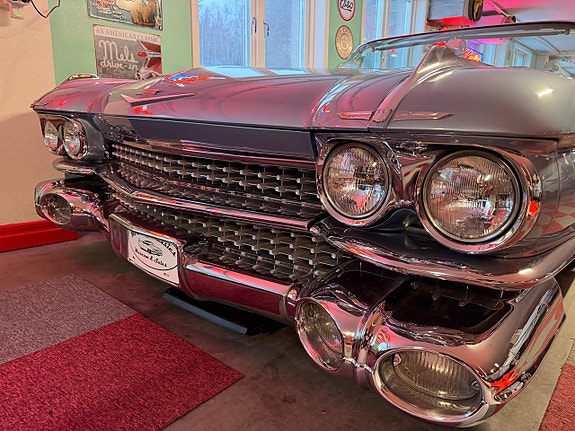Cadillac Eldorado Biarritz 3 of 24